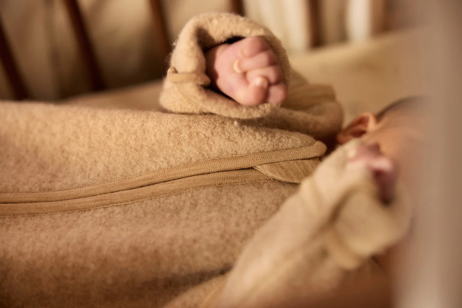 Slaapzak met afneembare mouwen rond - Merino Wool Felted Jollein