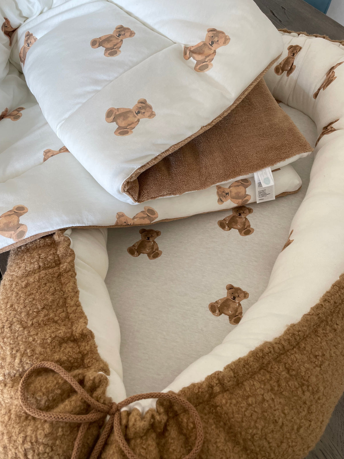 Babynestje teddybeer bouclé