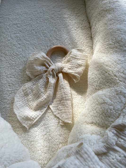 Bijtring embroidery big bow