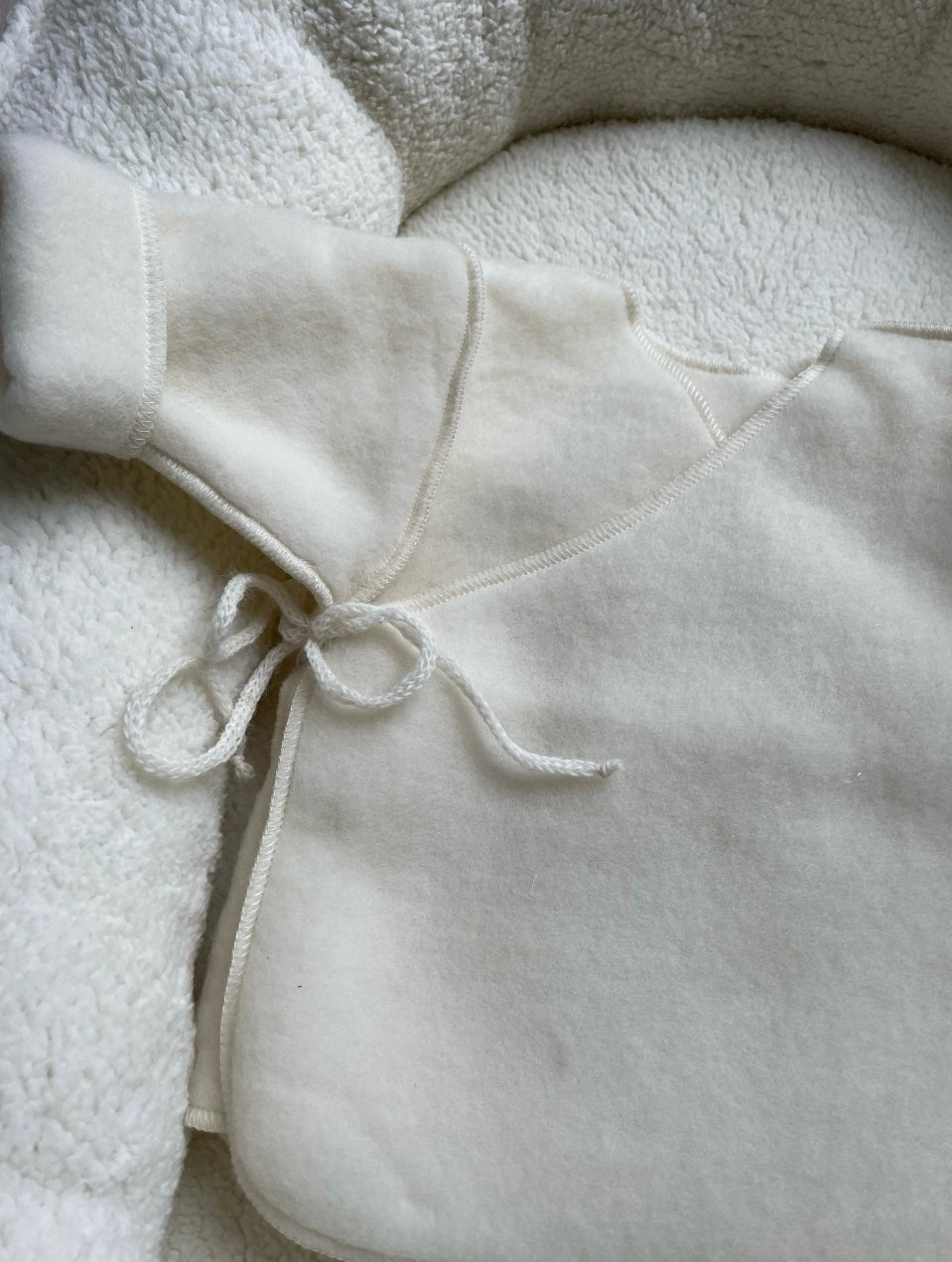 Newborn vestje Merino wol naturel