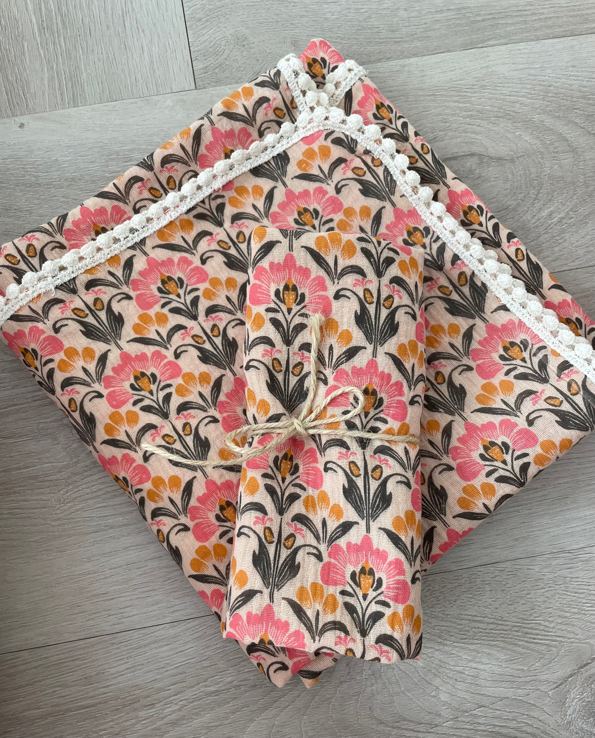 Hydrofiele doek, Swaddle Flora kant