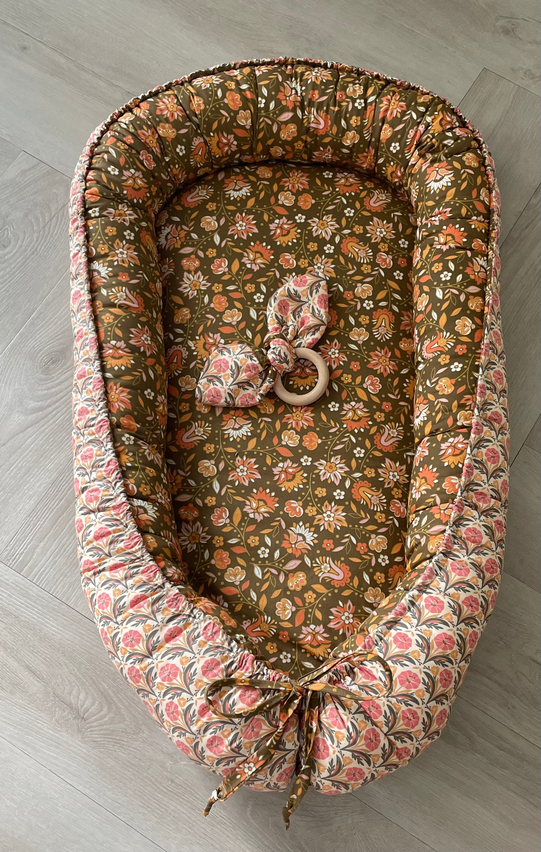 Babynestje Flora