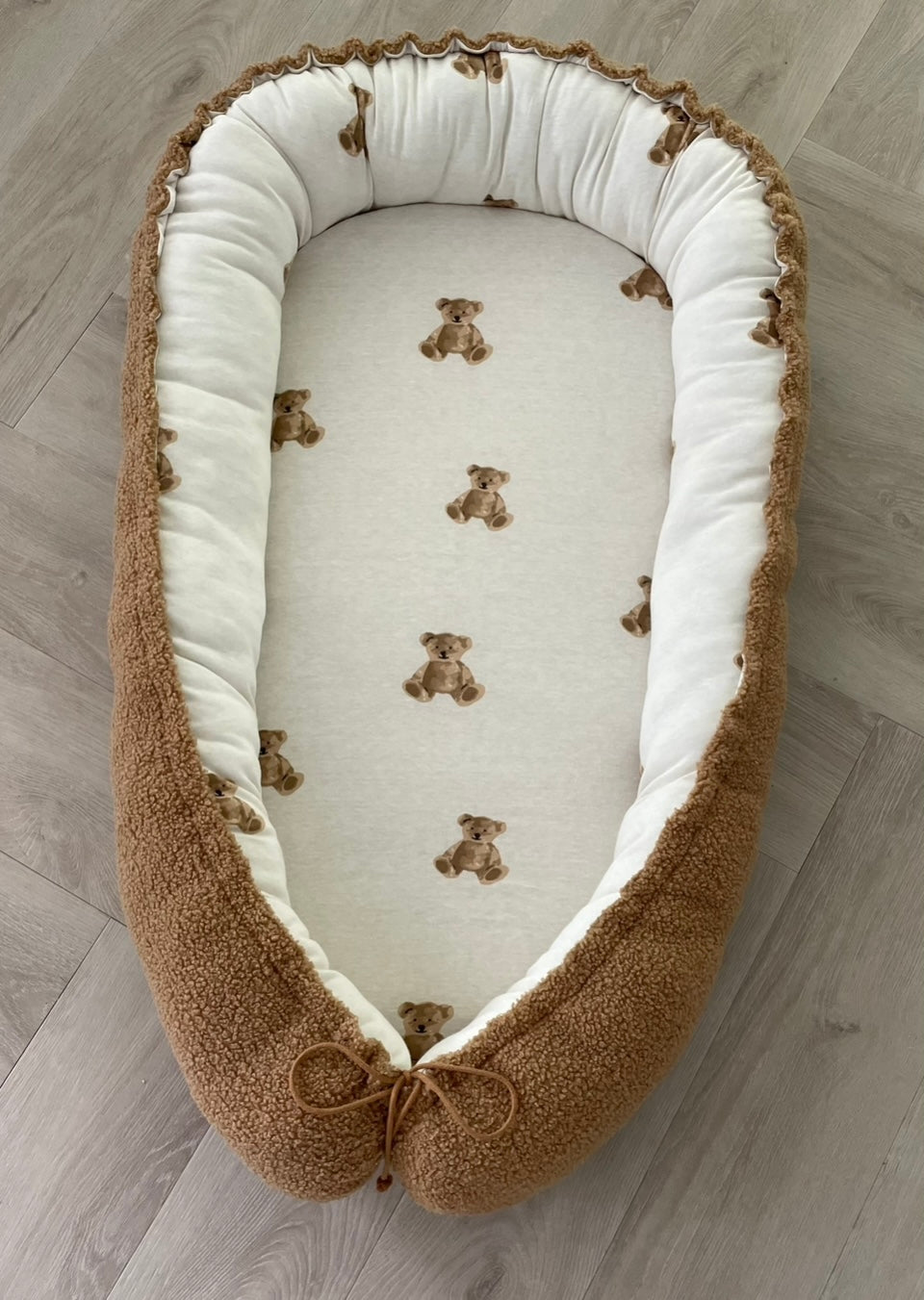 Babynestje teddybeer bouclé