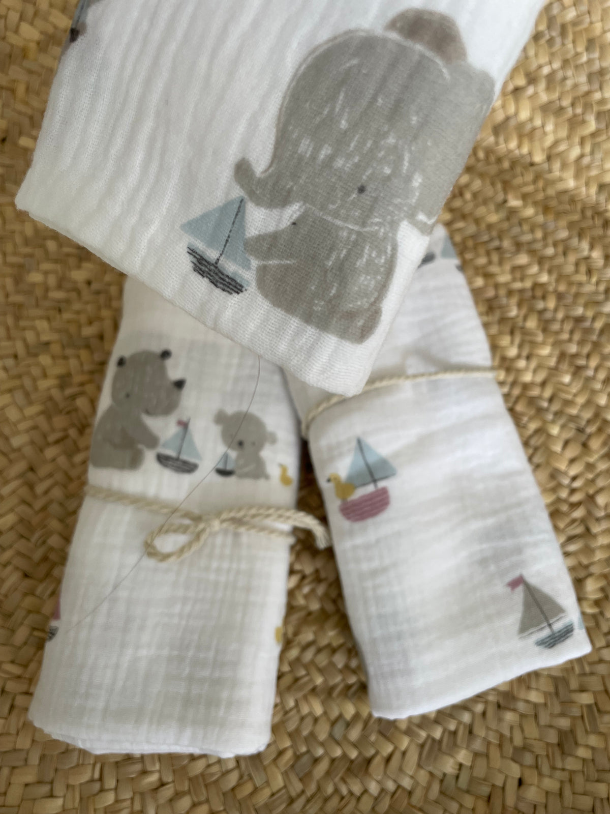 Hydrofiele doek, Swaddle waterpret