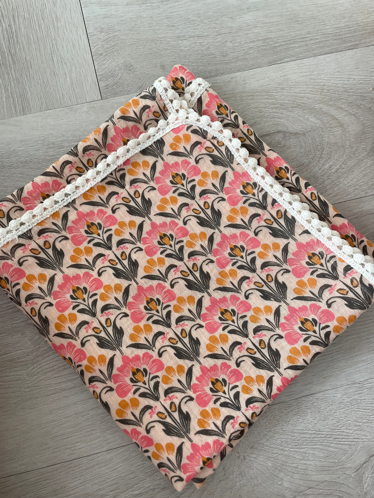 Hydrofiele doek, Swaddle Flora kant