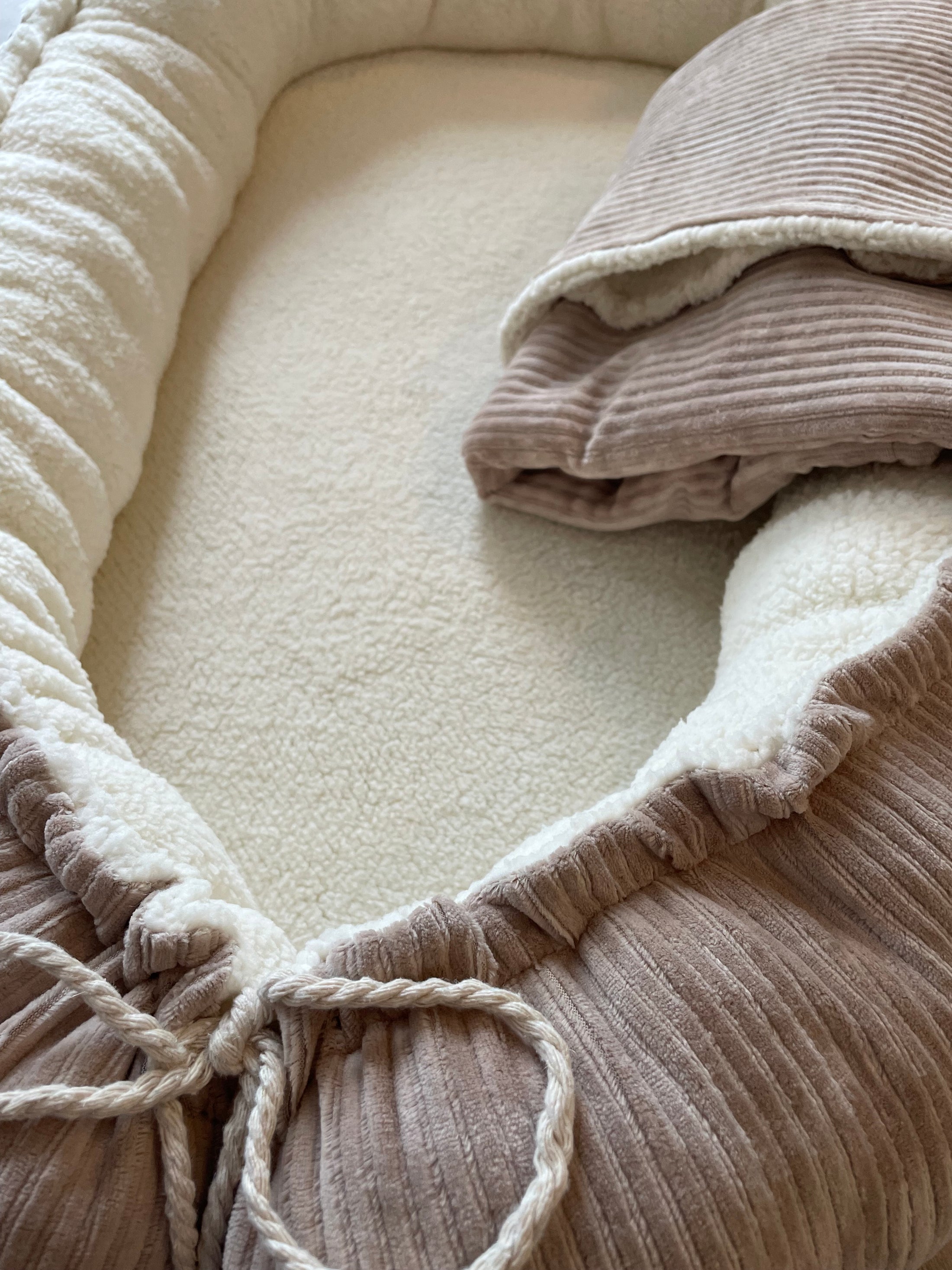 Babynestje rib teddy