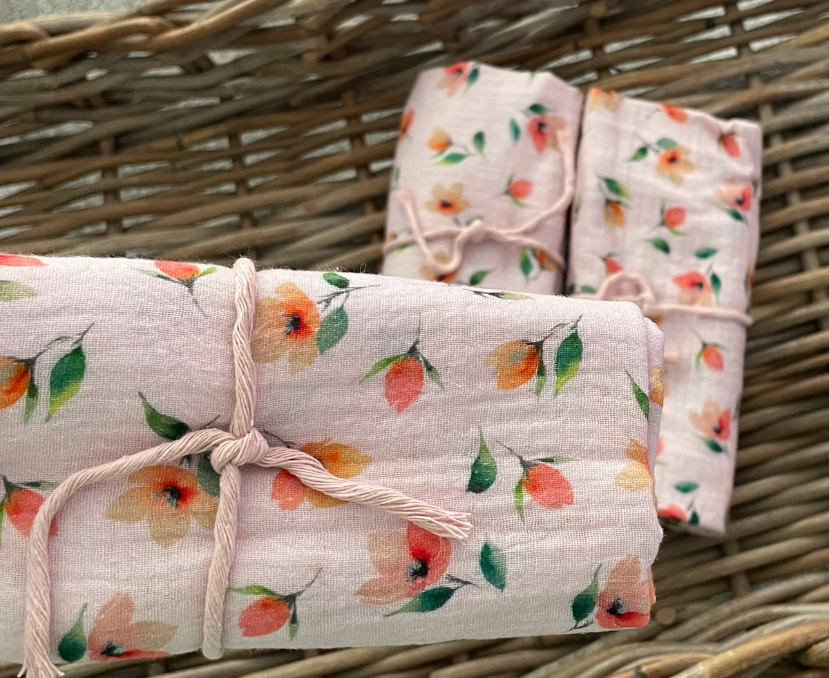 Hydrofiele doek, Swaddle roze bloemen