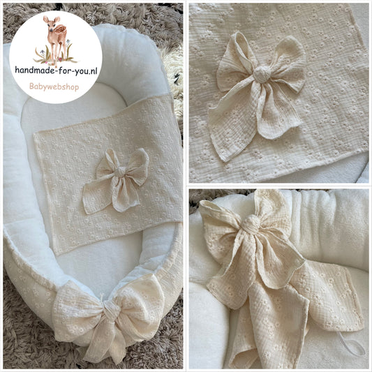 Speendoekje embroidery big bow