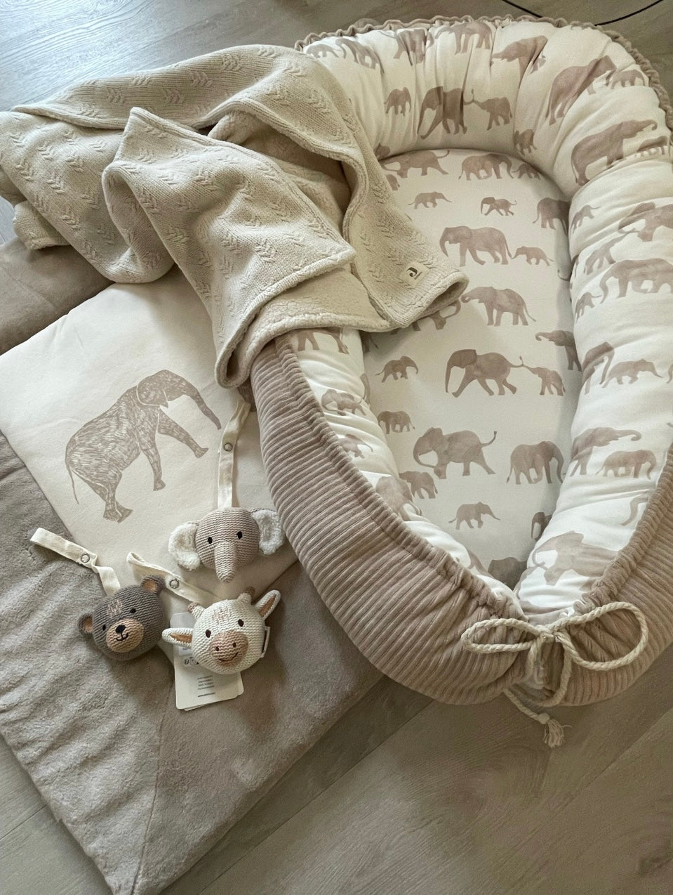 Babynestje olifant