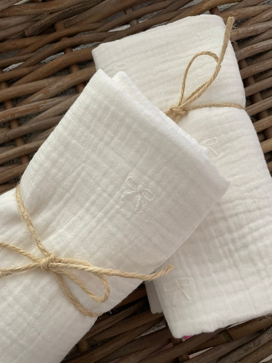 Hydrofiele doek, Swaddle geborduurde strikjes naturel