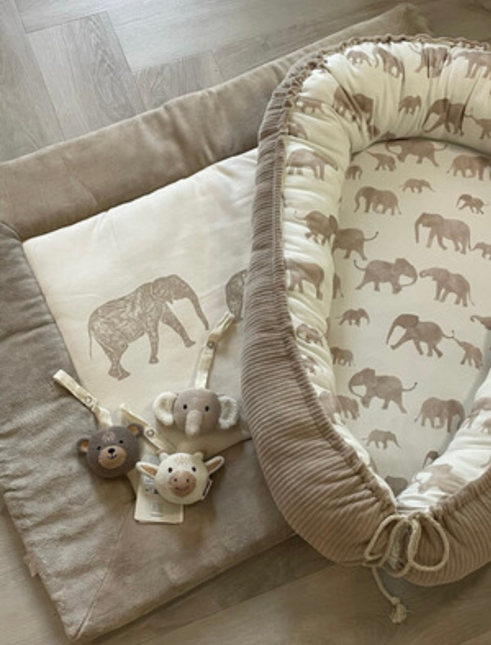 Babynestje olifant