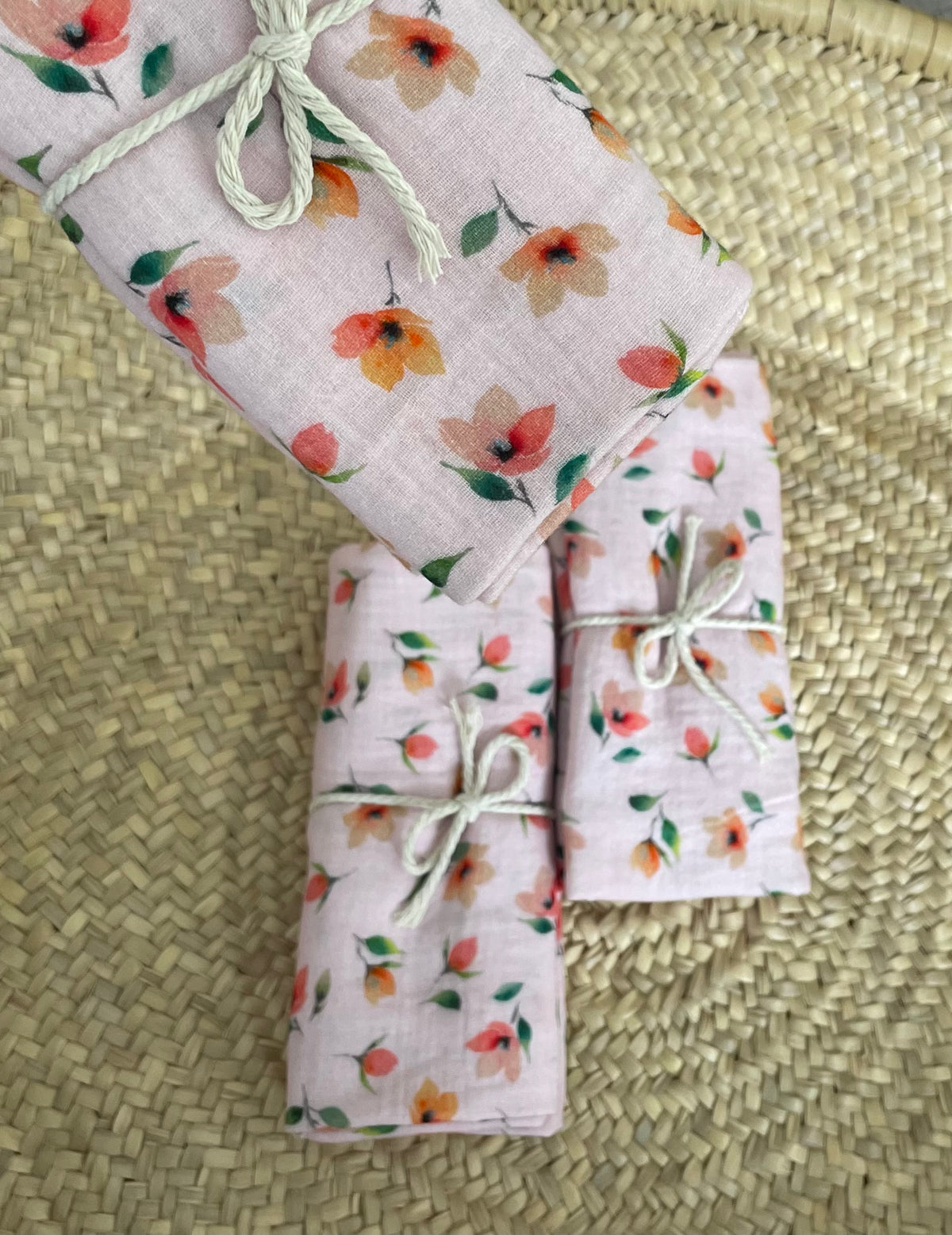 Hydrofiele doek, Swaddle roze bloemen