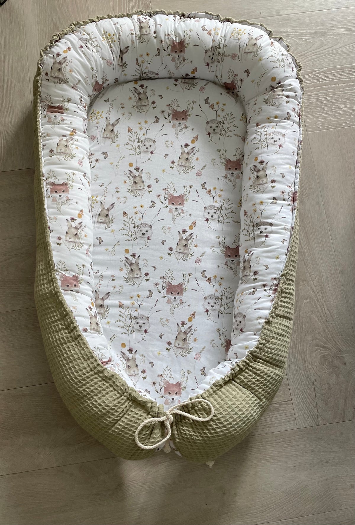 Babynestje Bosvriendjes olijf