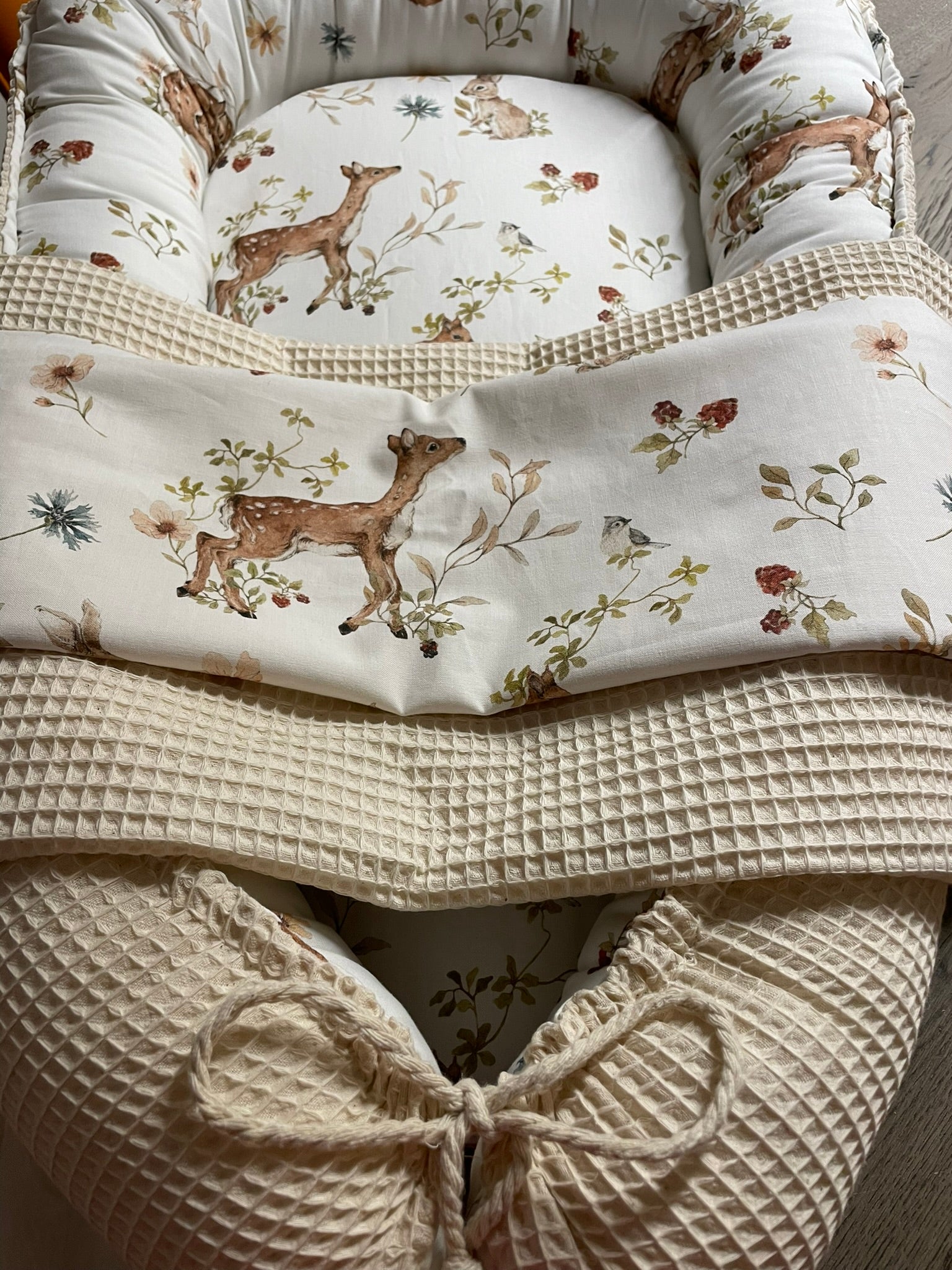 Babynestje bosdieren naturel