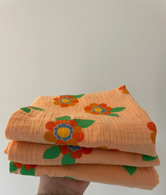 Hydrofiele doek, Swaddle oranjebloem